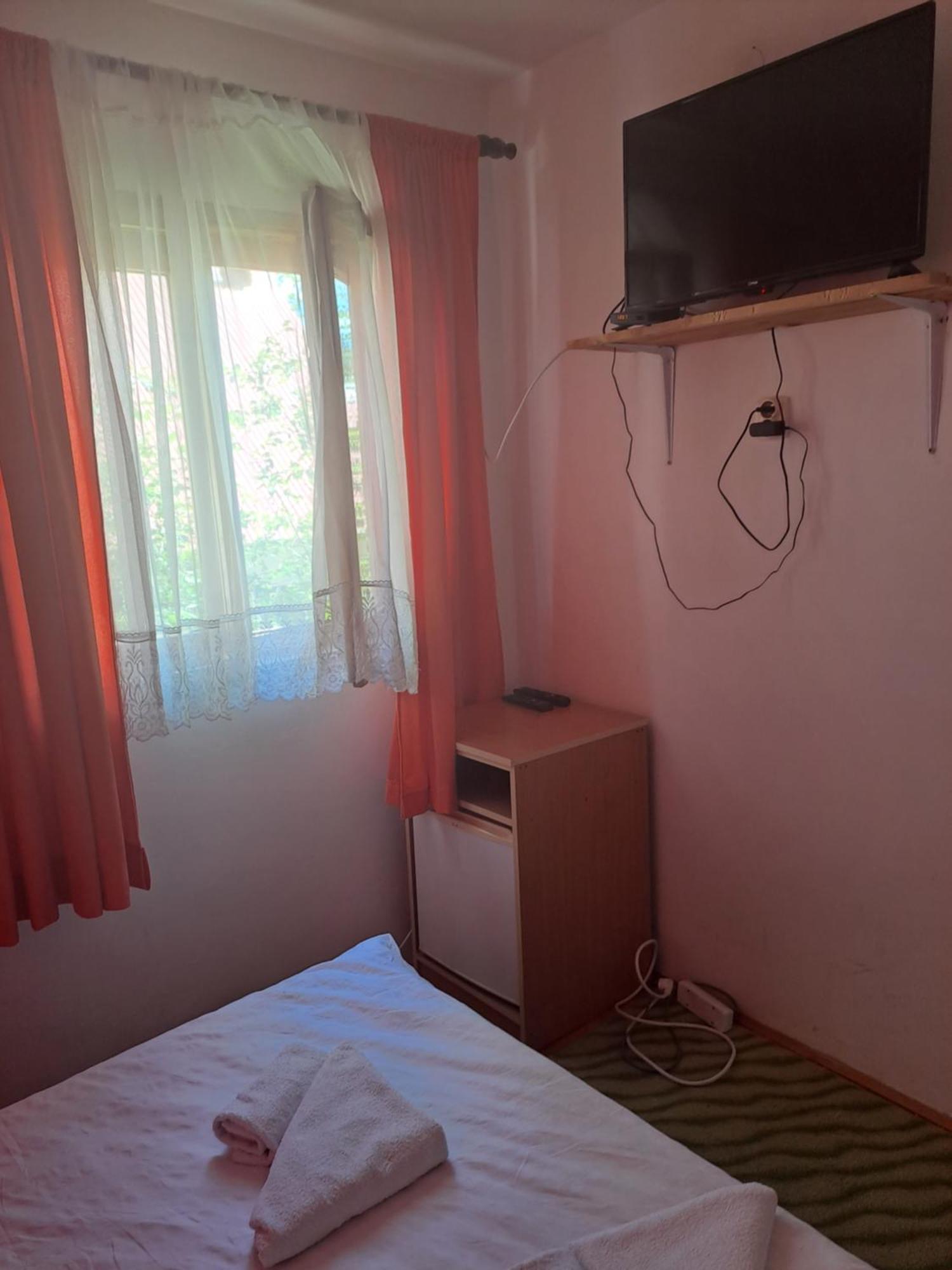 Guesthouse Ukus Durmitora Žabljak エクステリア 写真