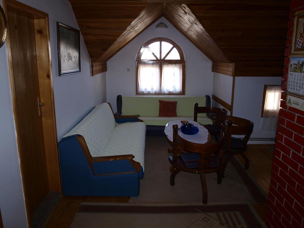 Guesthouse Ukus Durmitora Žabljak エクステリア 写真